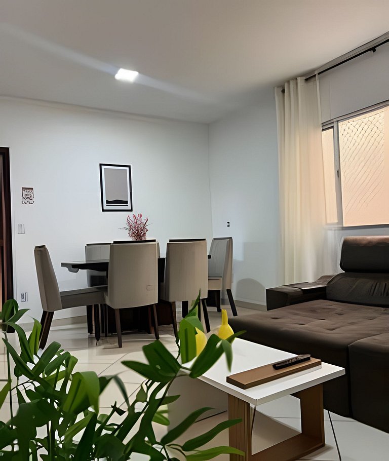 Apartamentos CENTRO, 2 e 3 quartos com ar condicionado!